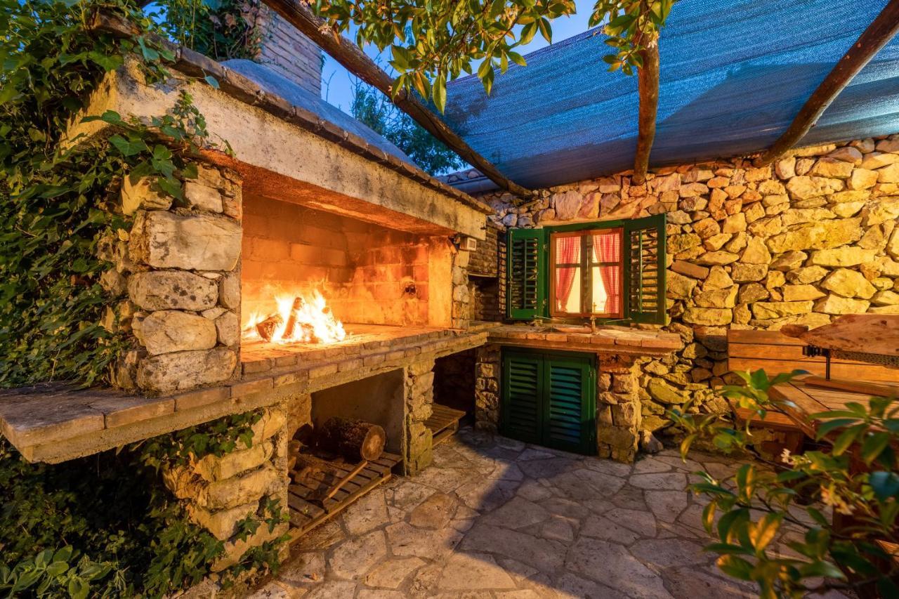 Villa Lindraze Dobrinj Exterior photo