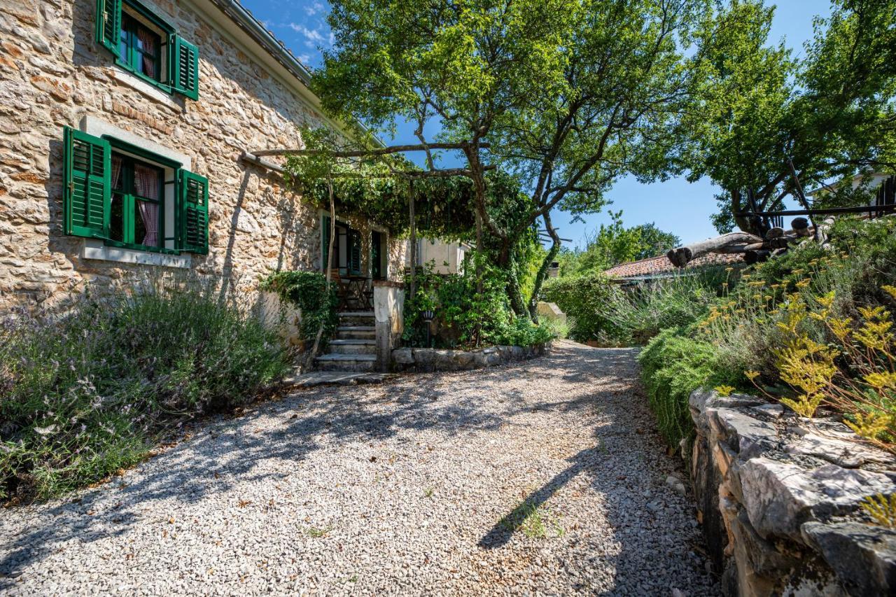 Villa Lindraze Dobrinj Exterior photo